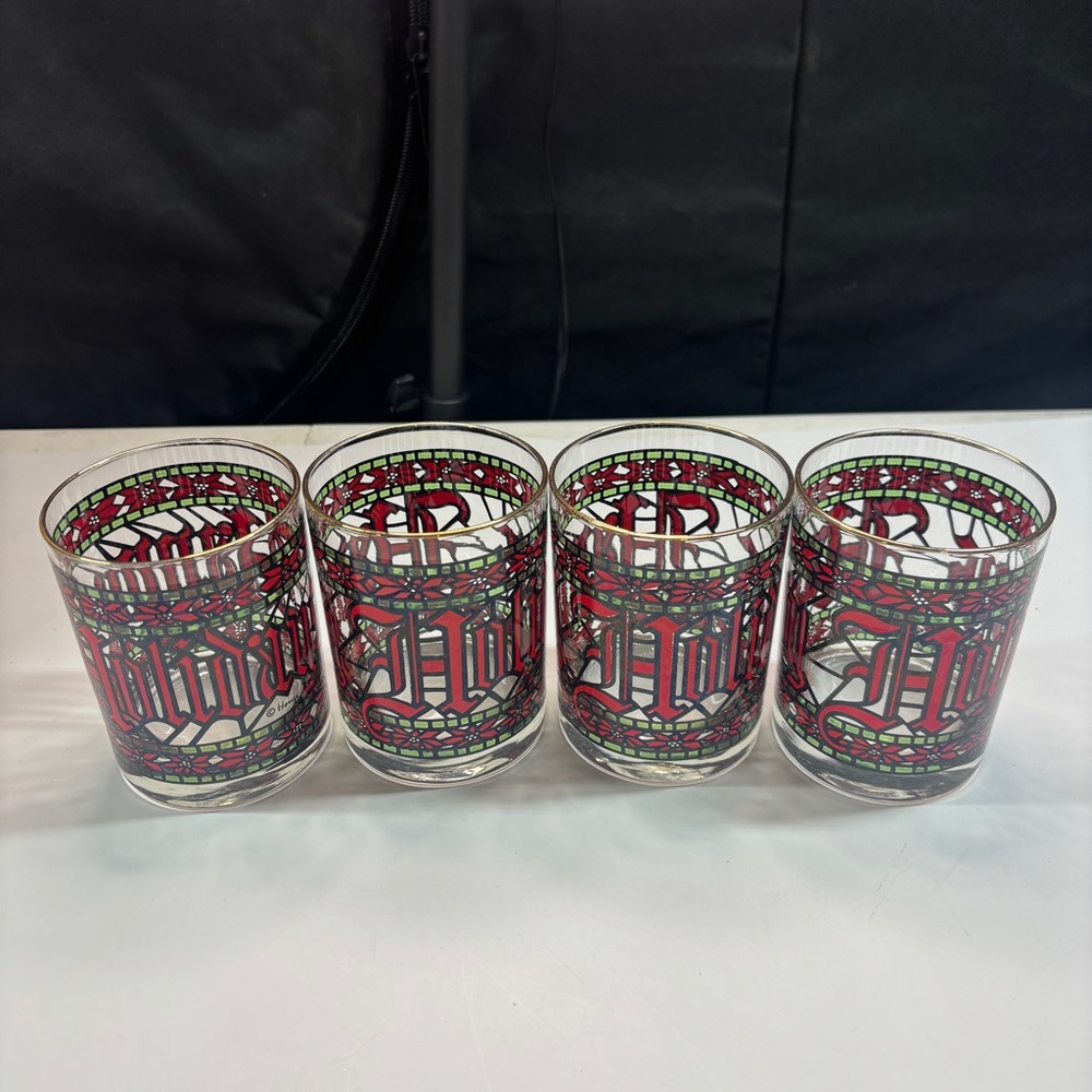 4 Vintage Houze Stained Glass Christmas Happy Holidays 4" Tumblers Glasses - Picture 2 of 10